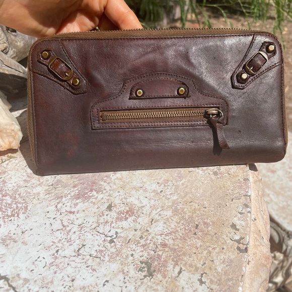 Balenciaga large zip around wallet - Picture 8 of 16